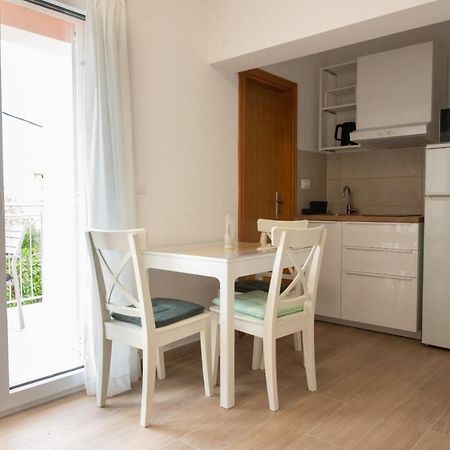 Charming Apartments Duce Omis Exterior photo