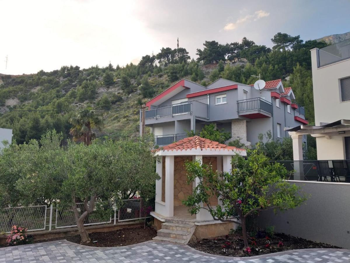 Charming Apartments Duce Omis Exterior photo